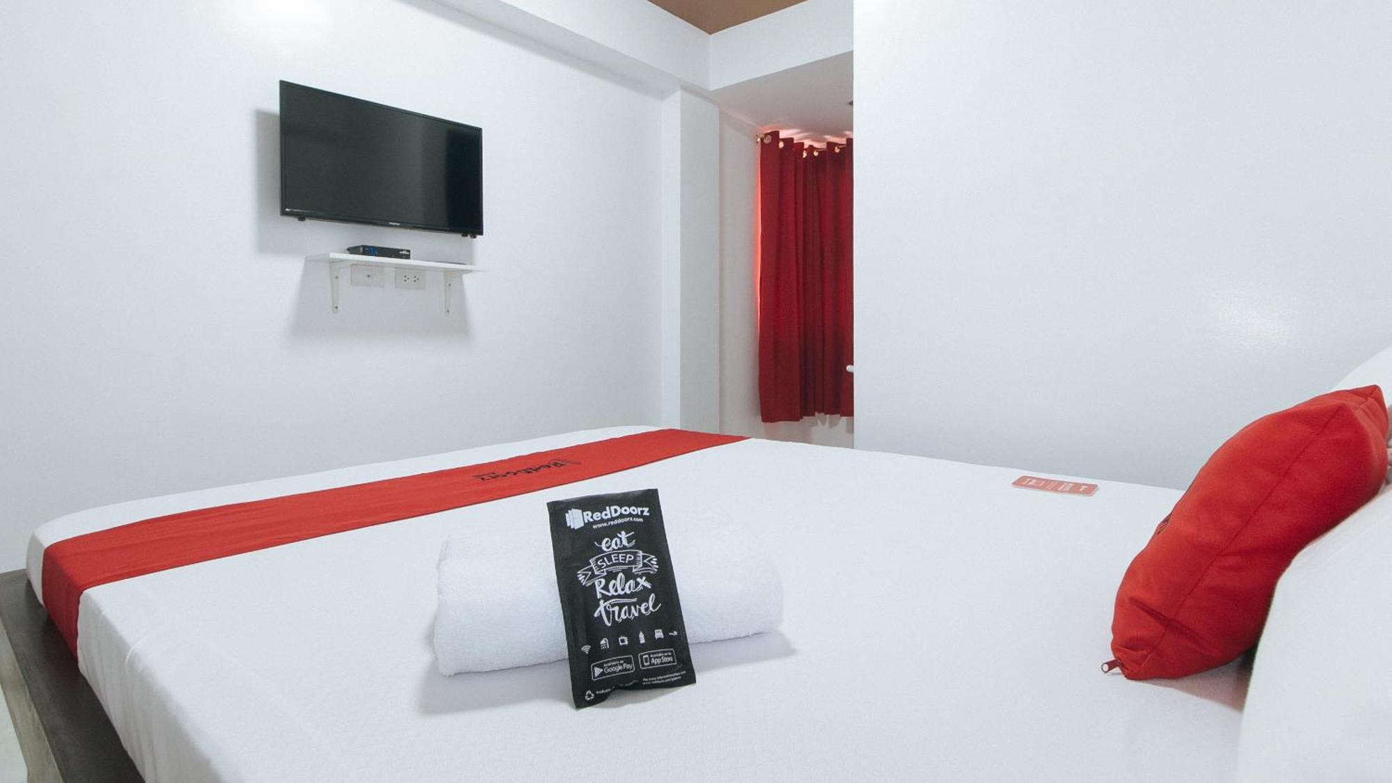 Reddoorz Near Ust Sampaloc Manila Otel Dış mekan fotoğraf