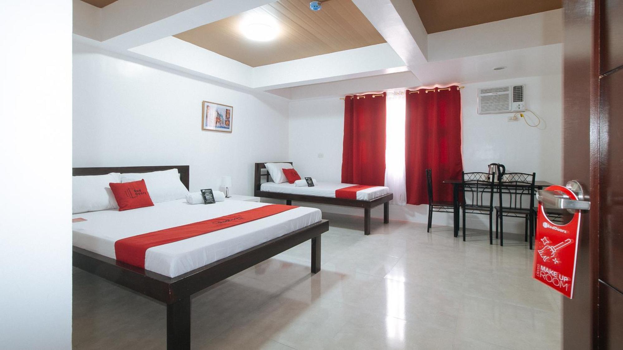 Reddoorz Near Ust Sampaloc Manila Otel Dış mekan fotoğraf