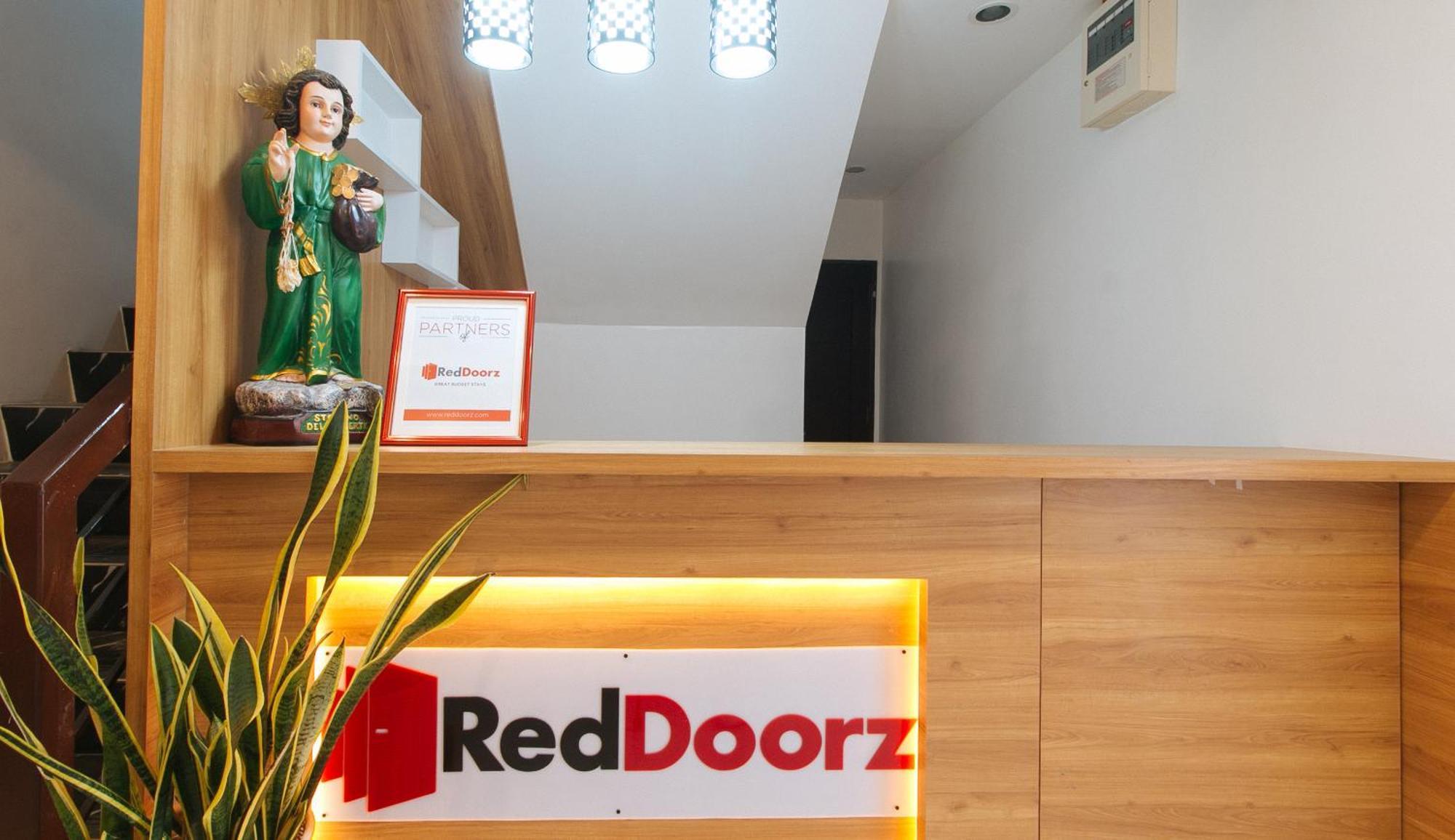 Reddoorz Near Ust Sampaloc Manila Otel Dış mekan fotoğraf